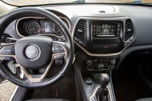 used 2014 Jeep Cherokee car, priced at $6,900