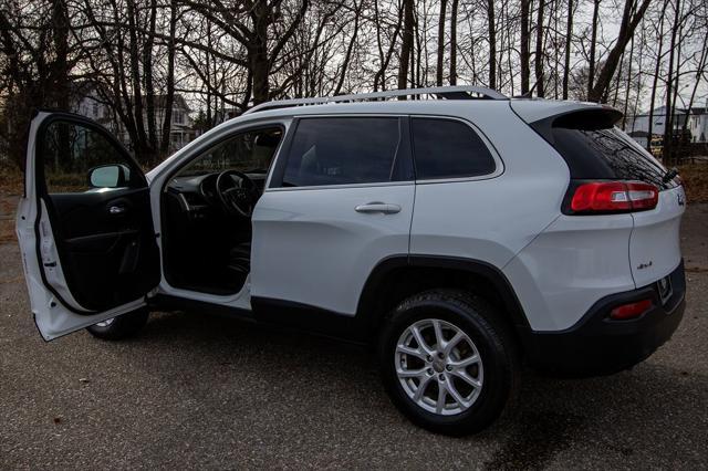 used 2014 Jeep Cherokee car, priced at $6,900