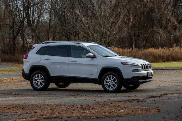 used 2014 Jeep Cherokee car, priced at $6,900