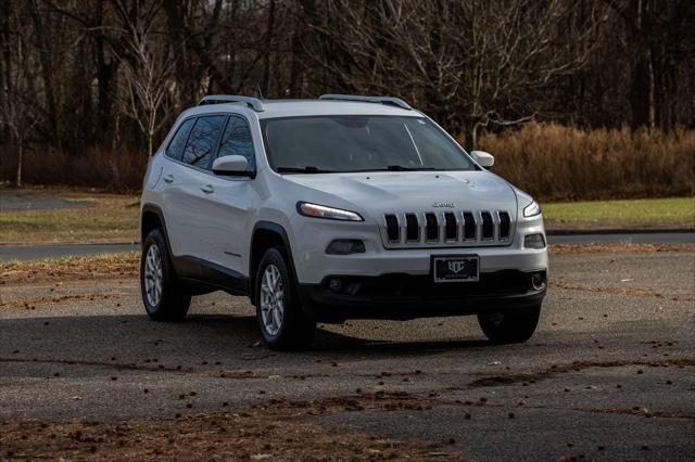 used 2014 Jeep Cherokee car, priced at $6,900