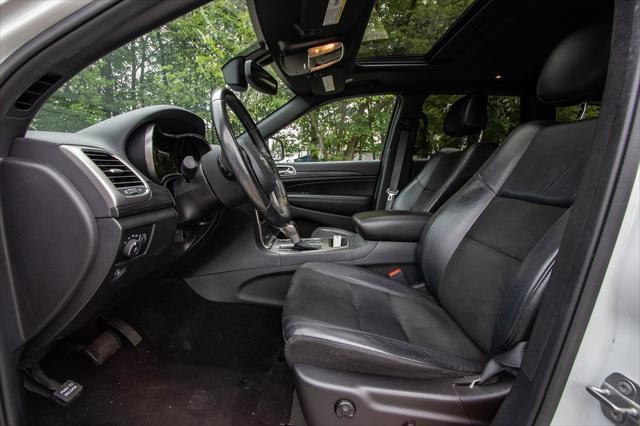 used 2020 Jeep Grand Cherokee car, priced at $16,900