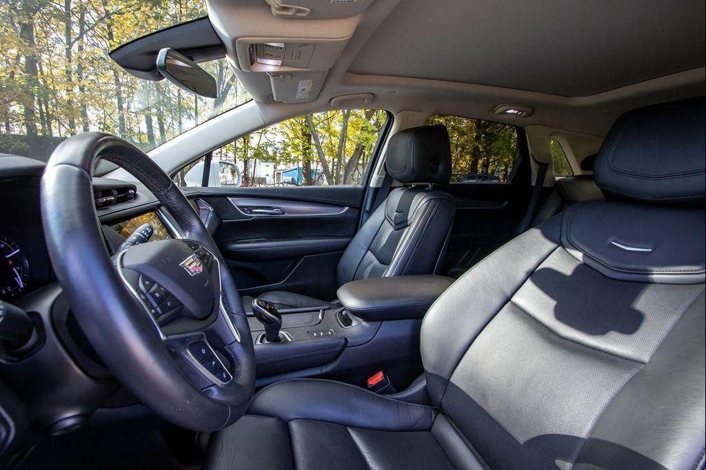 used 2017 Cadillac XT5 car, priced at $19,500