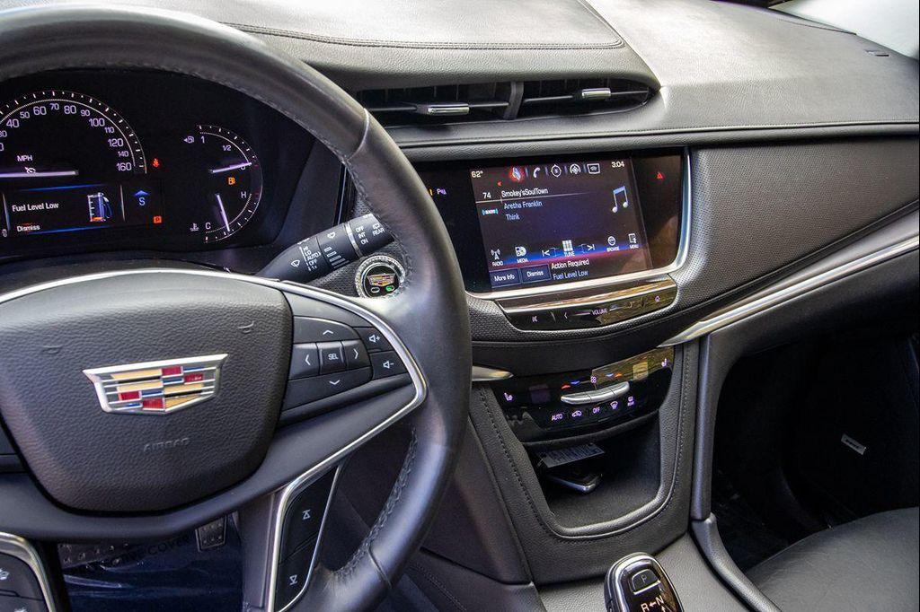used 2017 Cadillac XT5 car, priced at $19,500