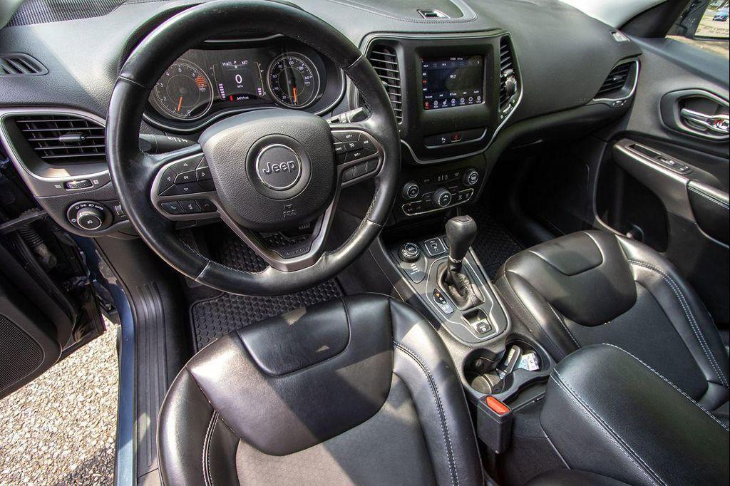 used 2019 Jeep Cherokee car, priced at $13,795
