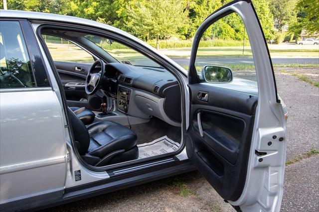 used 2003 Volkswagen Passat car, priced at $2,900