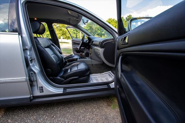 used 2003 Volkswagen Passat car, priced at $2,900