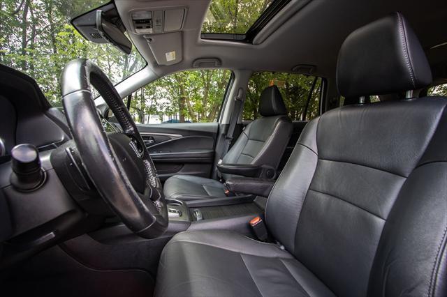 used 2021 Honda Pilot car, priced at $30,900