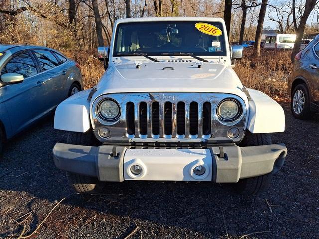 used 2016 Jeep Wrangler Unlimited car, priced at $18,243