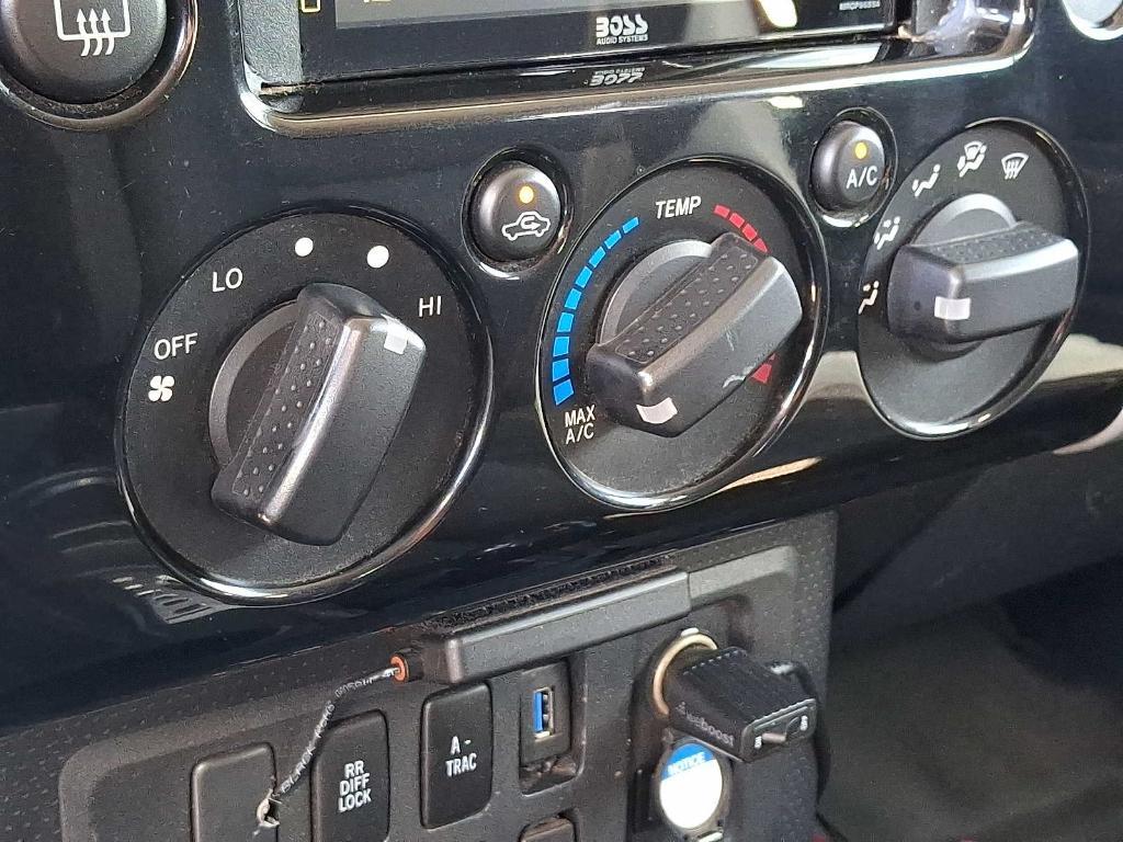 used 2007 Toyota FJ Cruiser car, priced at $11,449