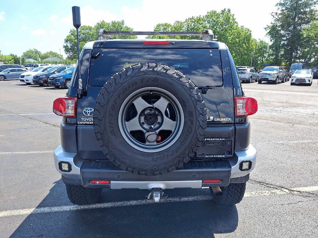 used 2007 Toyota FJ Cruiser car, priced at $11,449