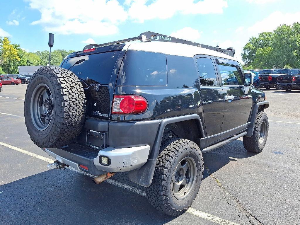 used 2007 Toyota FJ Cruiser car, priced at $11,449