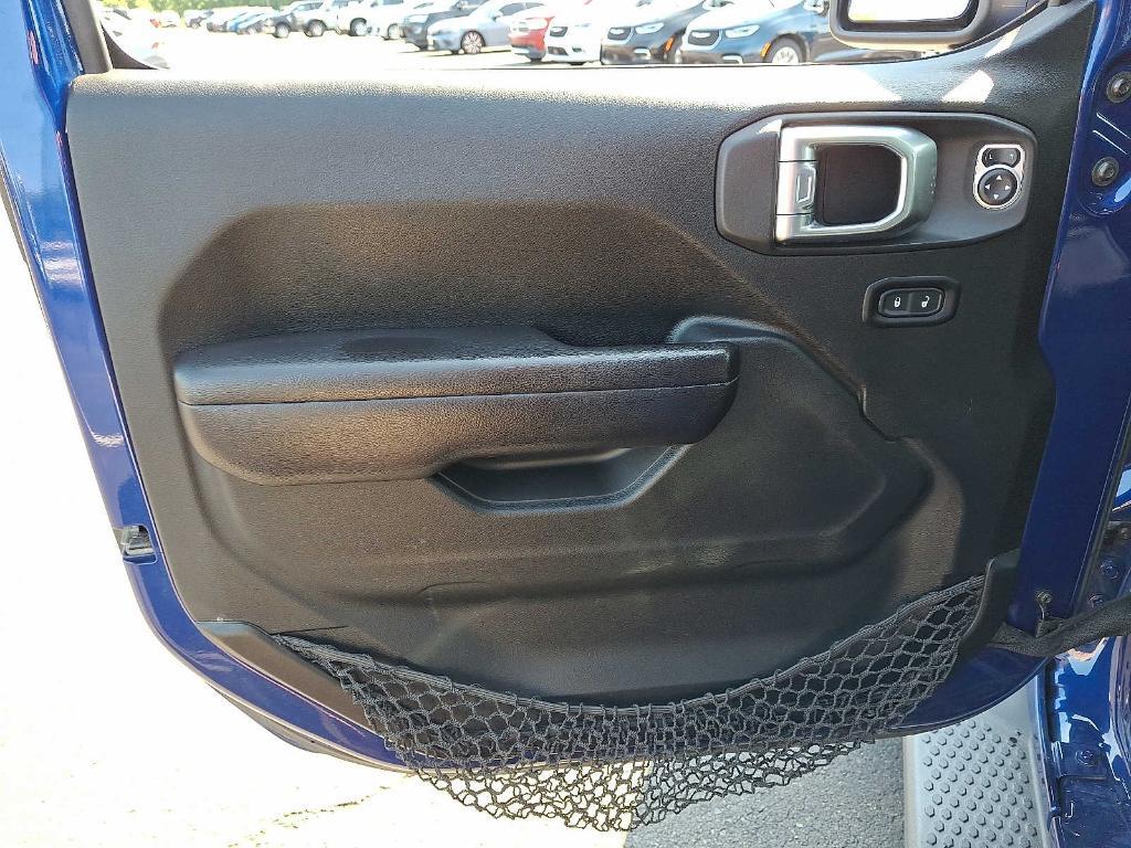 used 2018 Jeep Wrangler Unlimited car, priced at $27,998