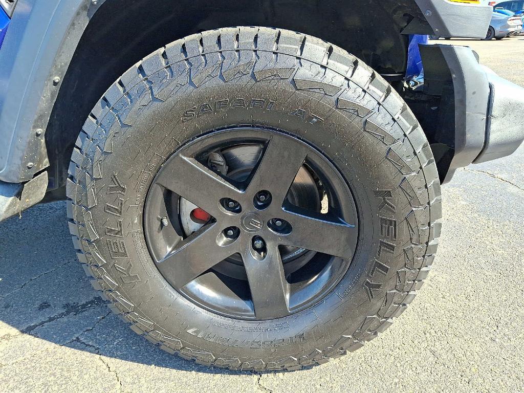 used 2018 Jeep Wrangler Unlimited car, priced at $27,998
