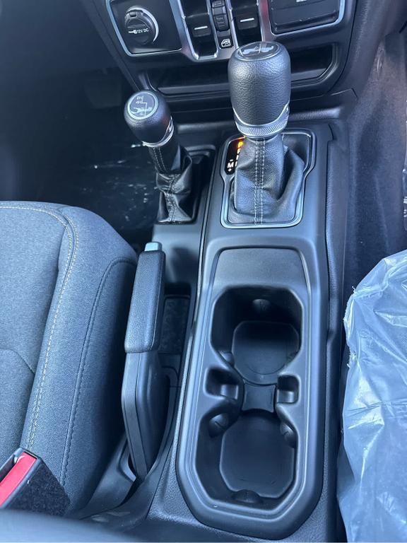 new 2025 Jeep Wrangler car, priced at $69,790