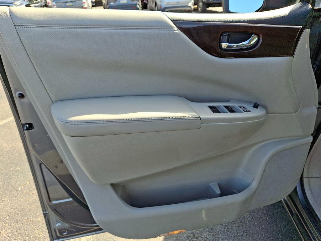 used 2015 Nissan Quest car, priced at $6,998