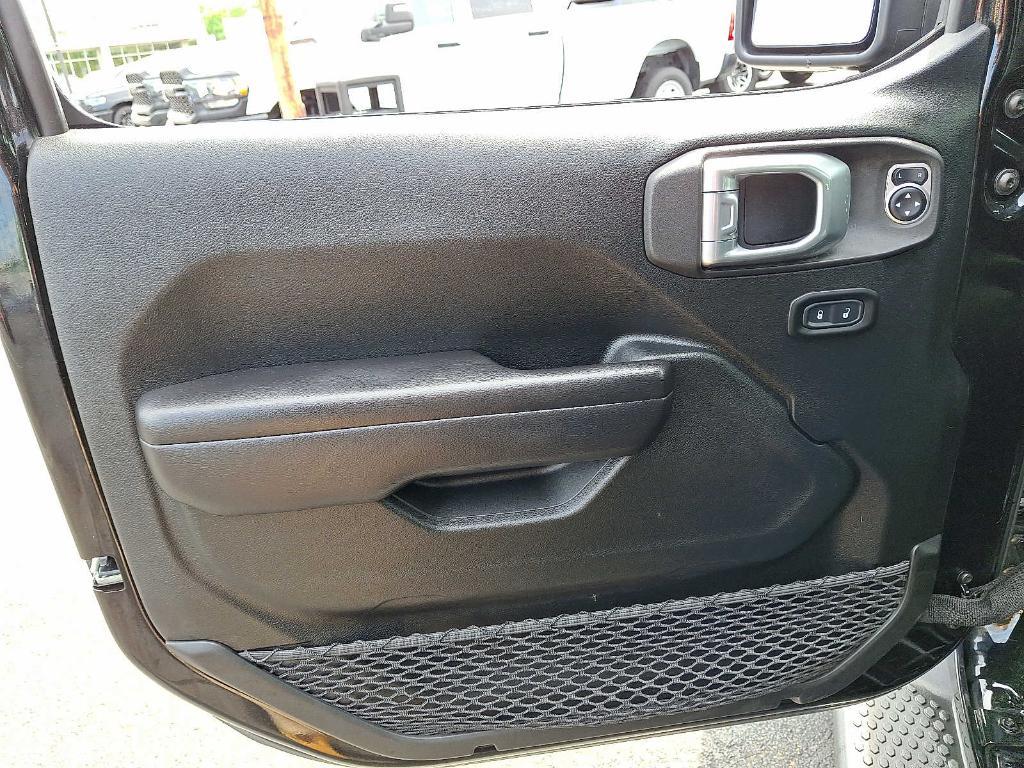 used 2020 Jeep Wrangler Unlimited car, priced at $27,889