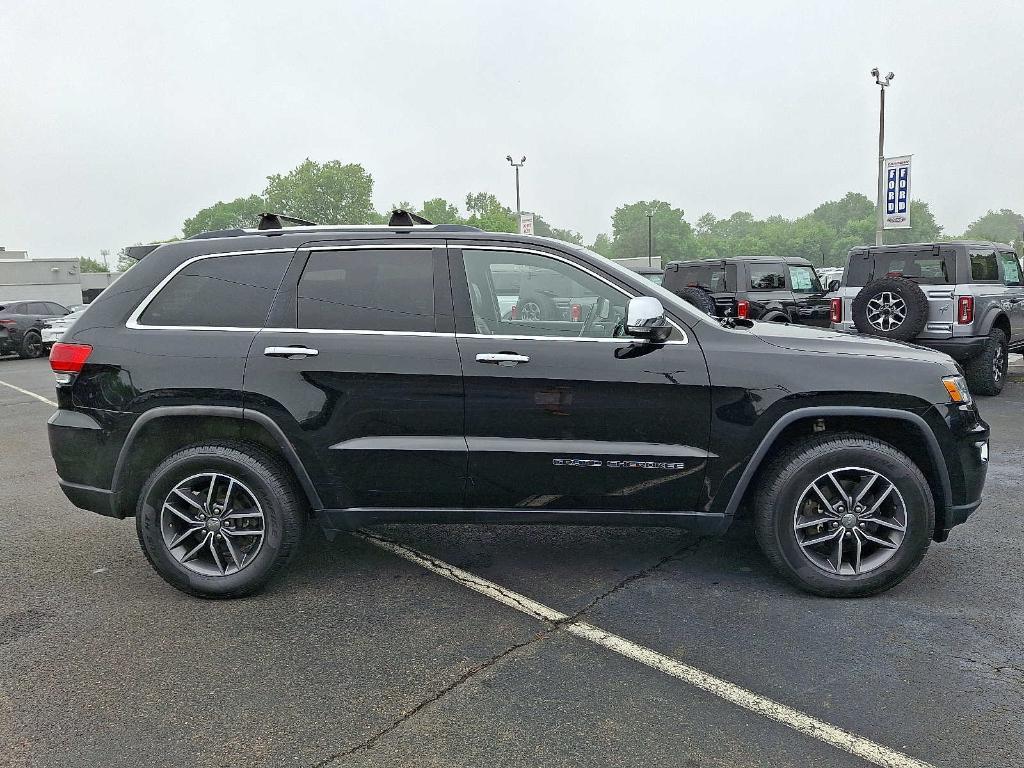 used 2018 Jeep Grand Cherokee car, priced at $17,998