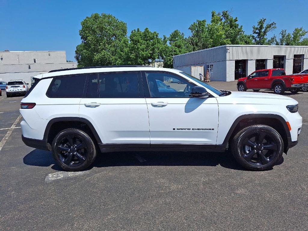 used 2024 Jeep Grand Cherokee L car, priced at $44,889
