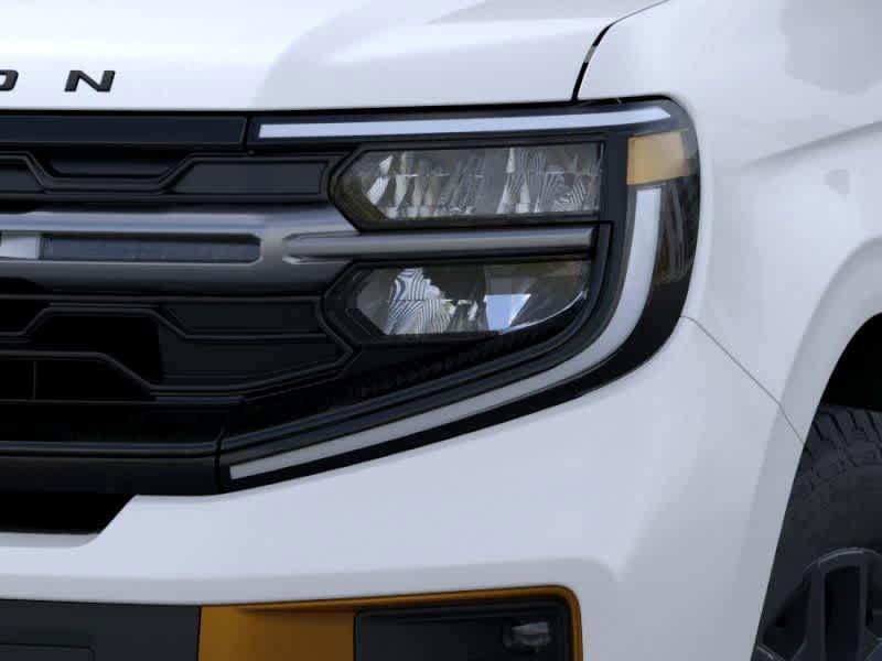 new 2025 Ford Expedition car, priced at $85,035