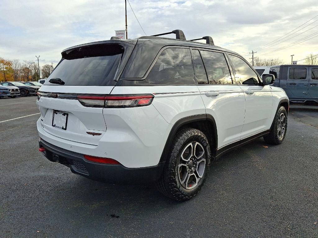 used 2022 Jeep Grand Cherokee car, priced at $31,449