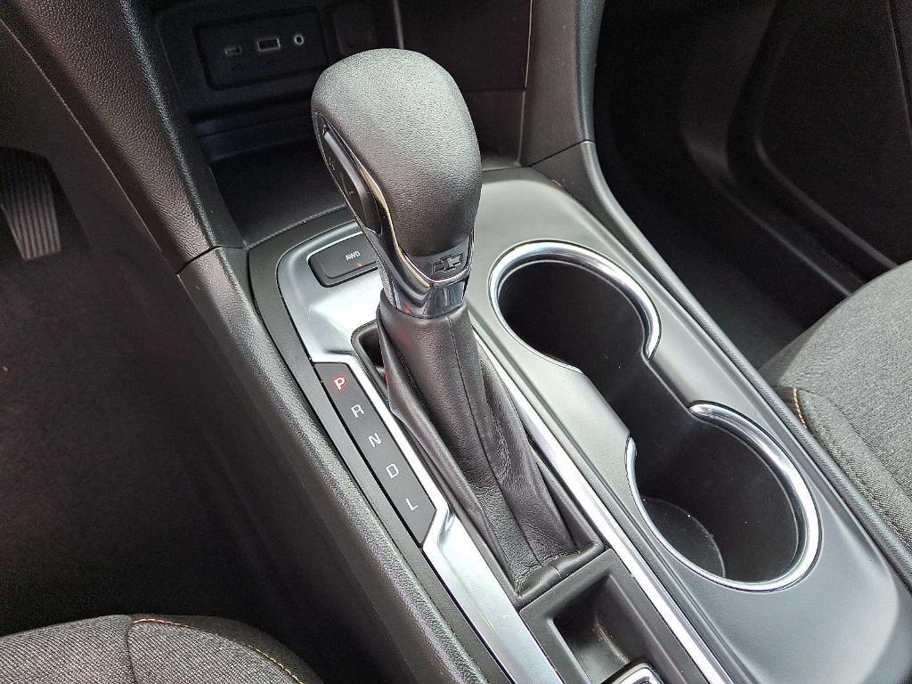 used 2022 Chevrolet Equinox car, priced at $21,998