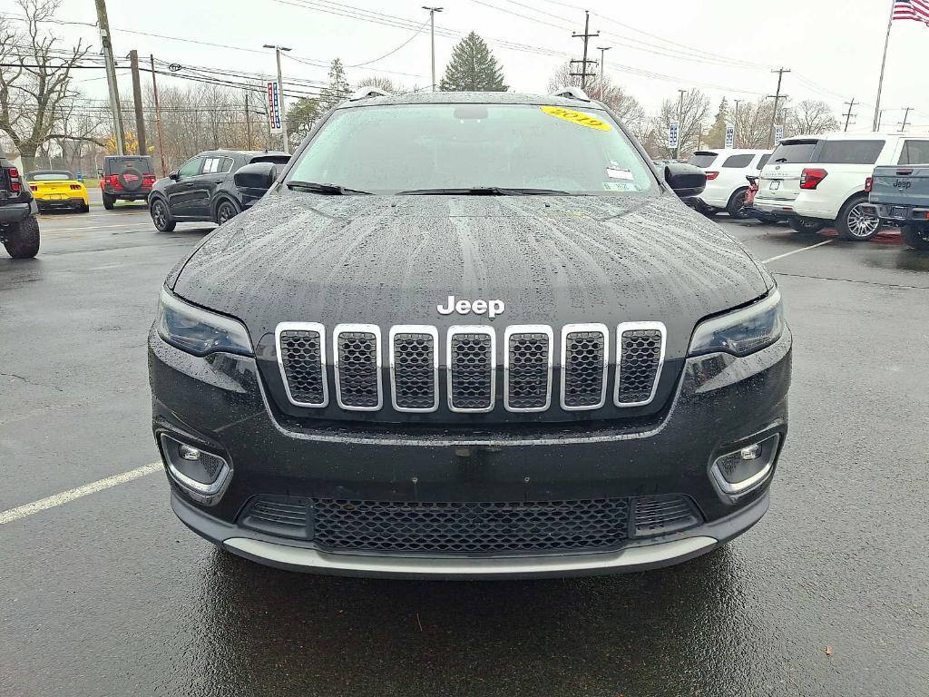 used 2019 Jeep Cherokee car, priced at $18,449