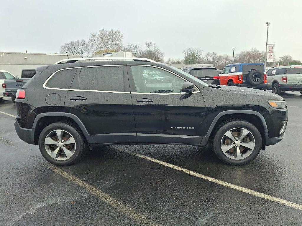 used 2019 Jeep Cherokee car, priced at $18,449