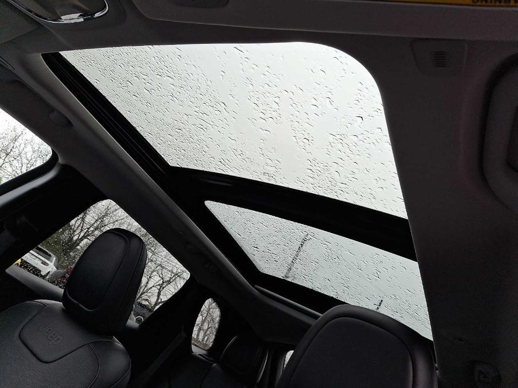 used 2019 Jeep Cherokee car, priced at $18,449