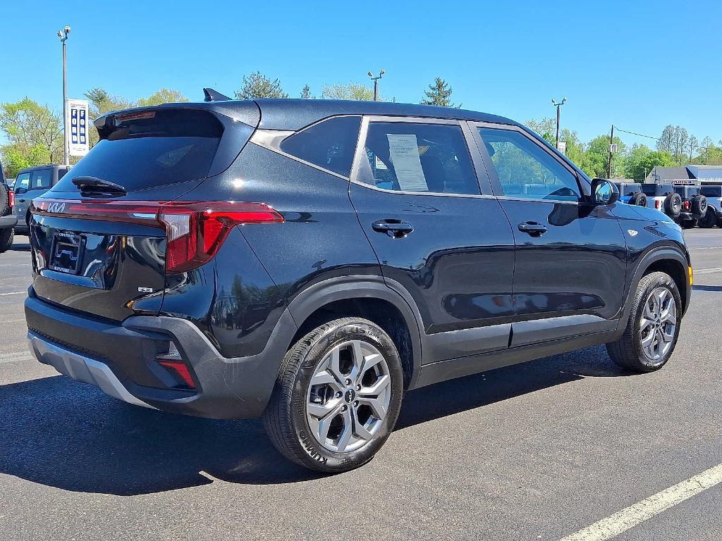 used 2024 Kia Seltos car, priced at $19,998