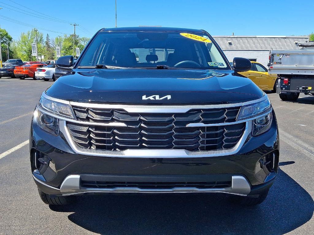 used 2024 Kia Seltos car, priced at $19,998