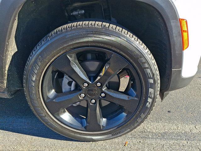 used 2023 Jeep Grand Cherokee car, priced at $34,448