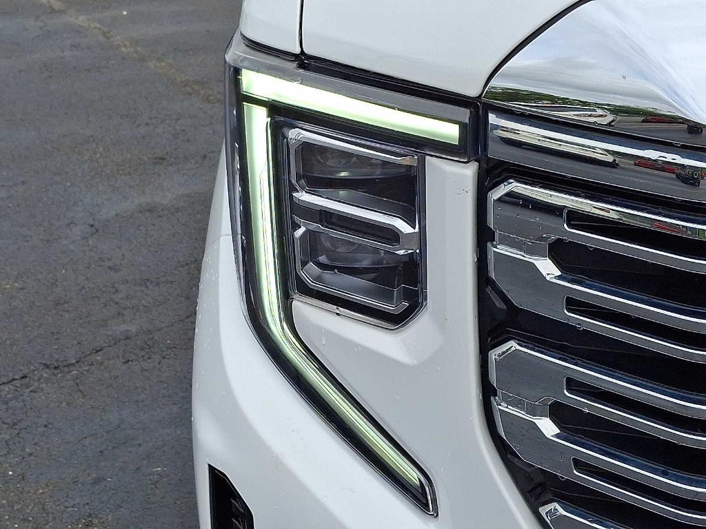 used 2022 GMC Sierra 1500 car, priced at $54,889