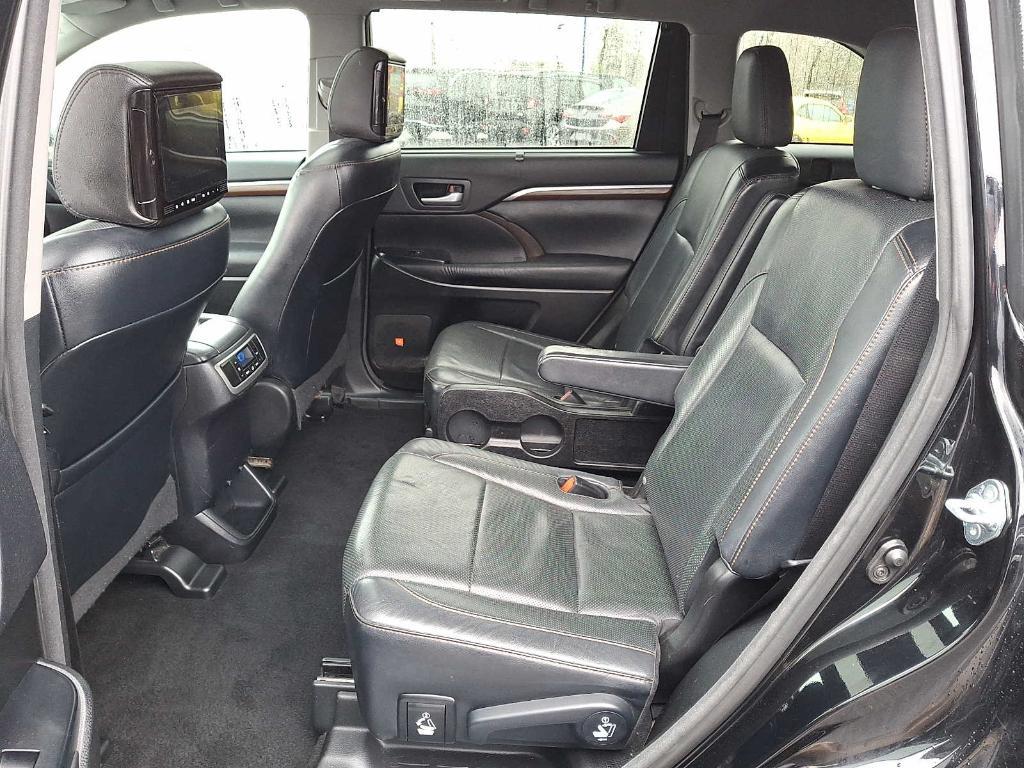 used 2016 Toyota Highlander car, priced at $14,889