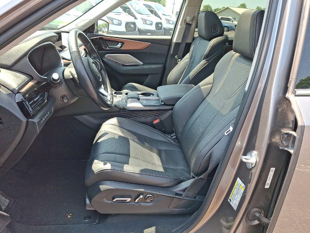 used 2022 Acura MDX car, priced at $41,449