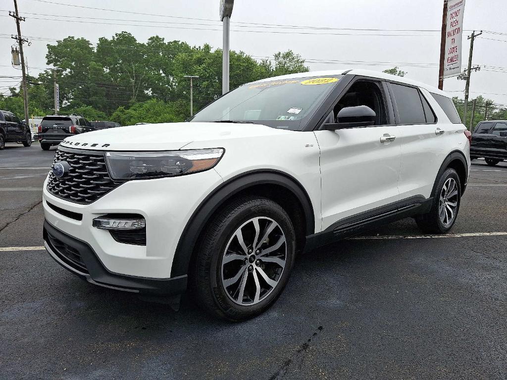 used 2022 Ford Explorer car, priced at $34,998