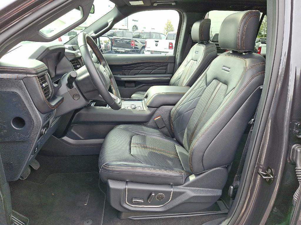 used 2024 Ford Expedition car, priced at $76,889