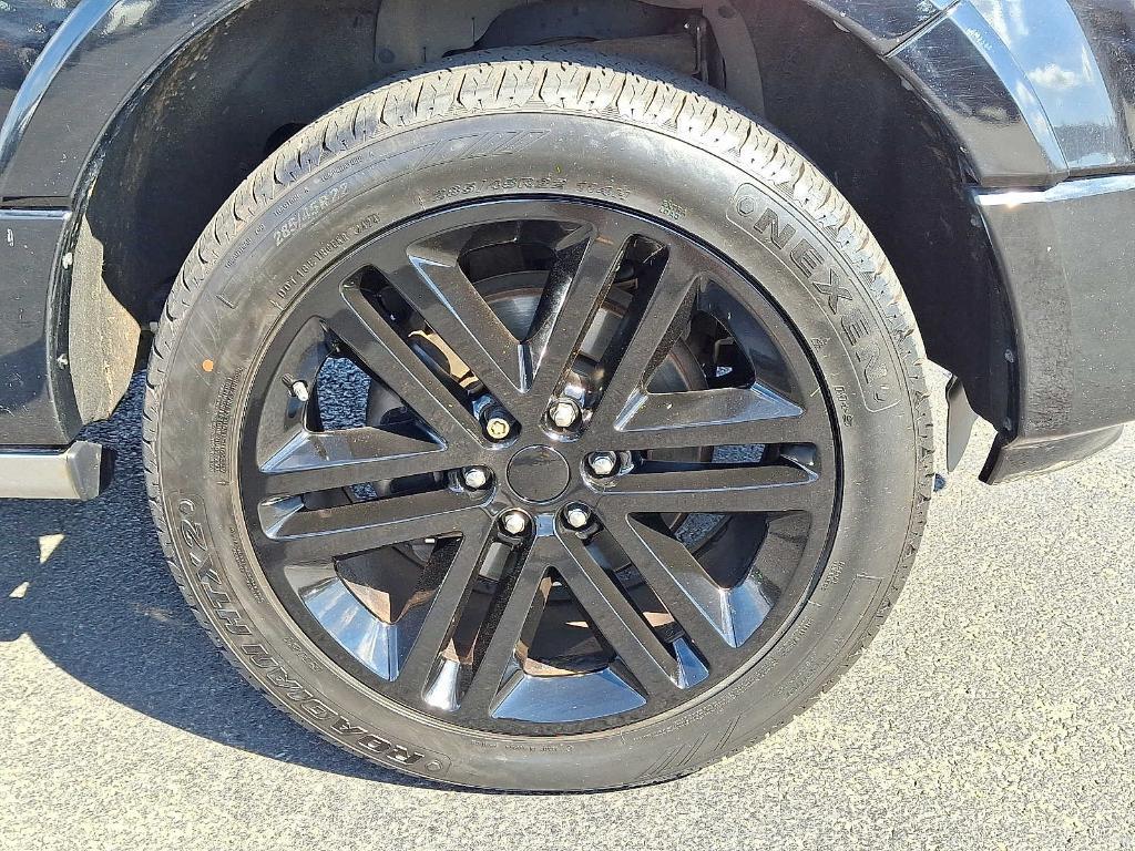 used 2016 Ford Expedition car, priced at $15,998