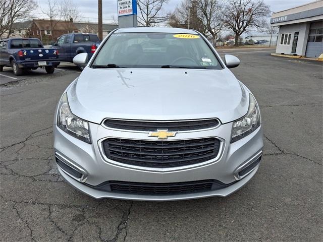 used 2016 Chevrolet Cruze Limited car, priced at $9,994