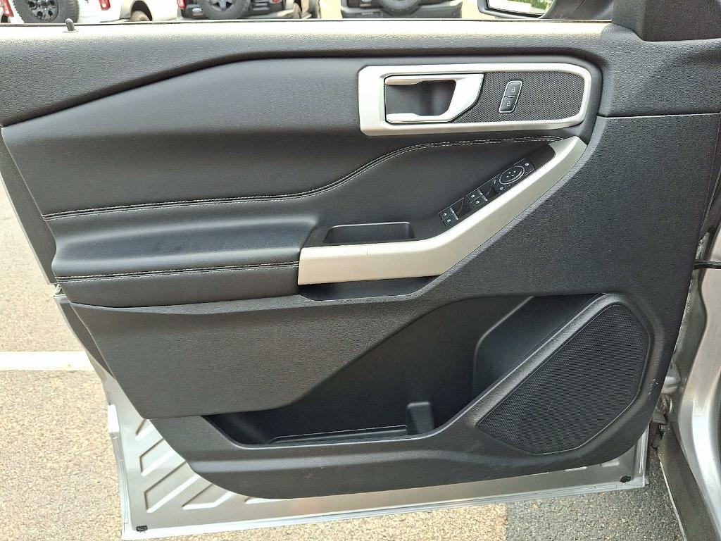 used 2022 Ford Explorer car, priced at $29,998