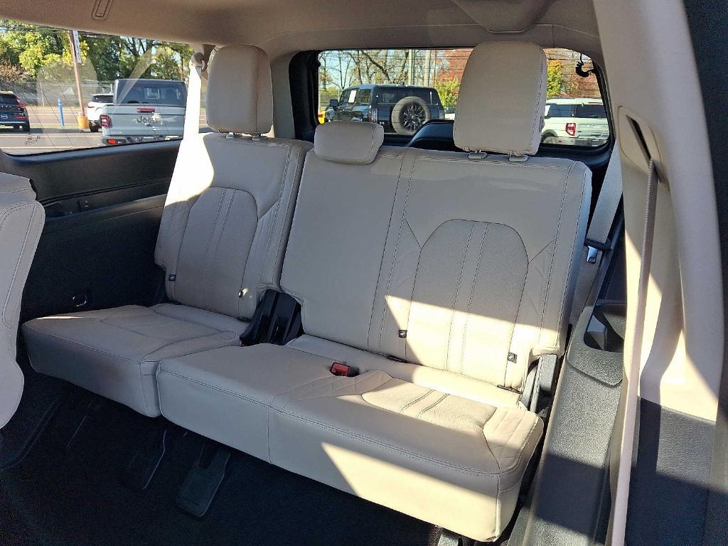 used 2022 Ford Expedition Max car, priced at $54,998