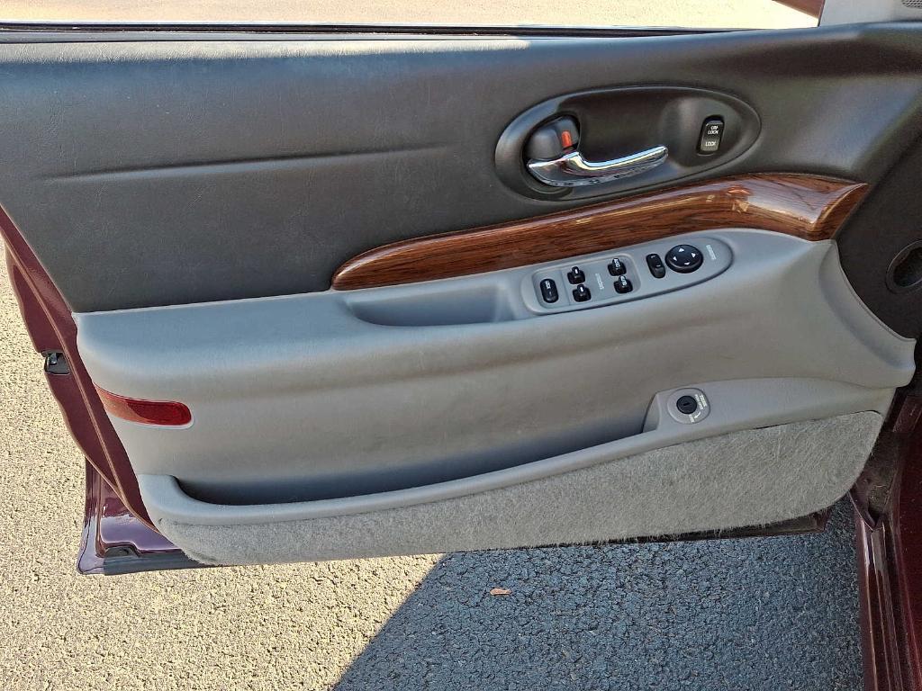 used 2004 Buick LeSabre car, priced at $3,333