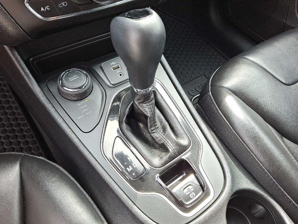 used 2020 Jeep Cherokee car, priced at $21,889