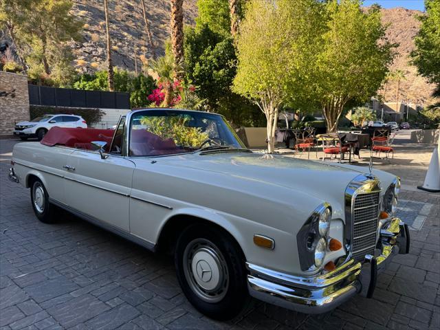 used 1969 Mercedes-Benz 280SE car, priced at $129,900