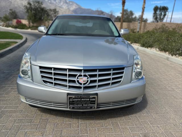 used 2006 Cadillac DTS car, priced at $5,900