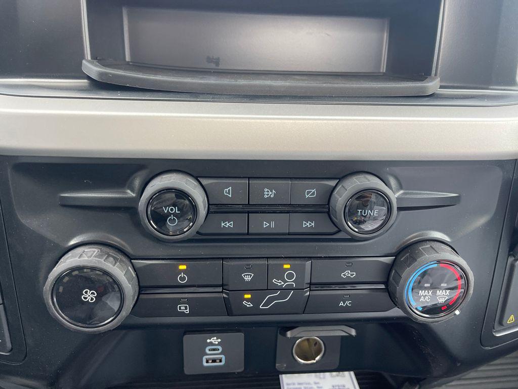 new 2024 Ford F-350 car, priced at $65,230