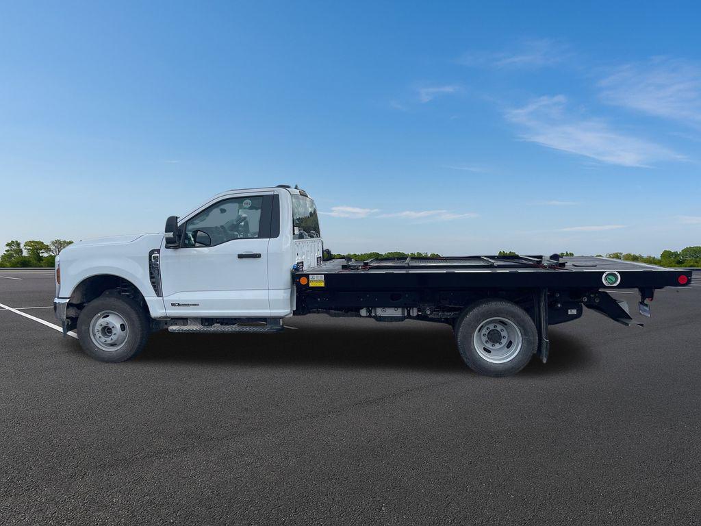 new 2024 Ford F-350 car, priced at $65,230