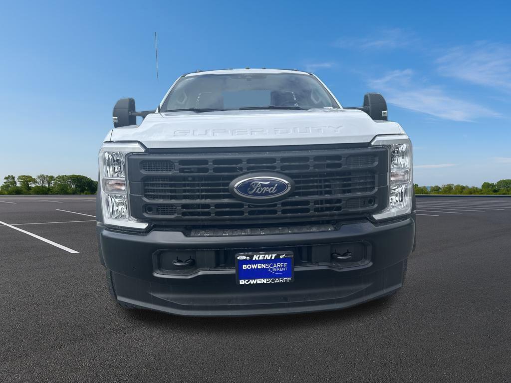 new 2024 Ford F-450 car, priced at $58,995