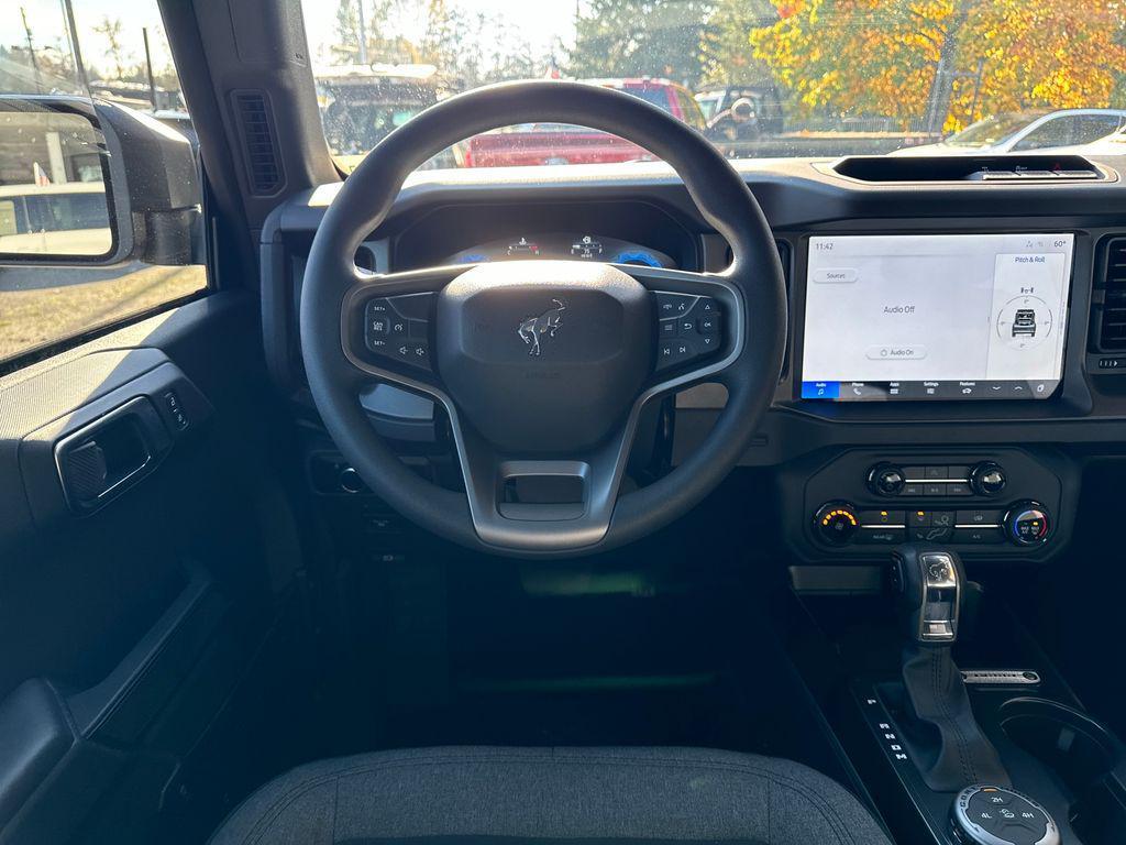new 2025 Ford Bronco car, priced at $41,364