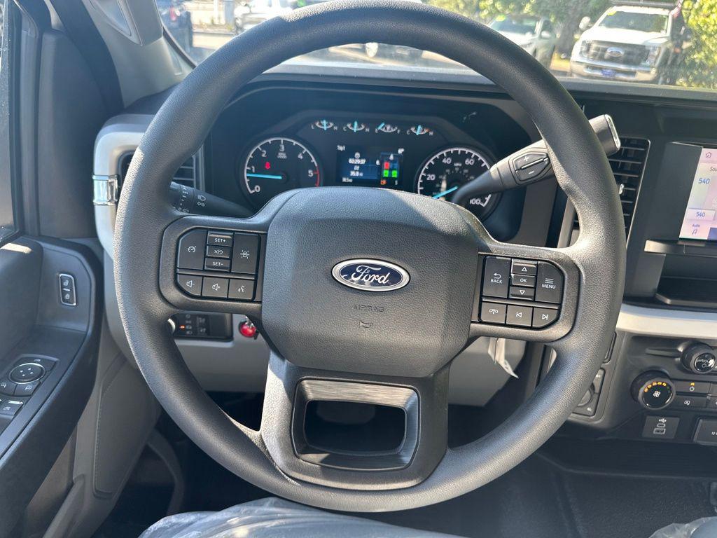 new 2025 Ford F-450 car, priced at $92,774