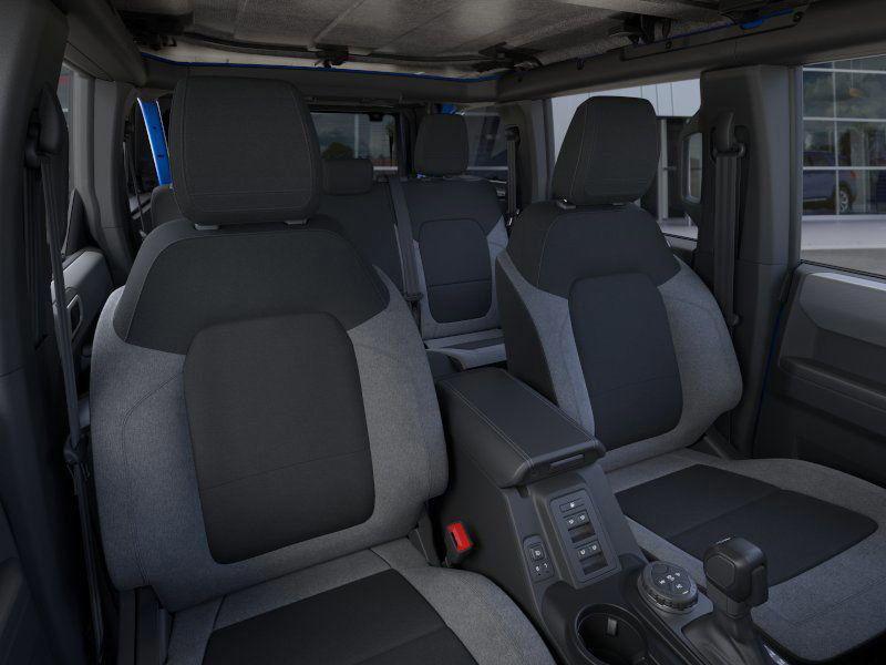 new 2025 Ford Bronco car, priced at $37,970
